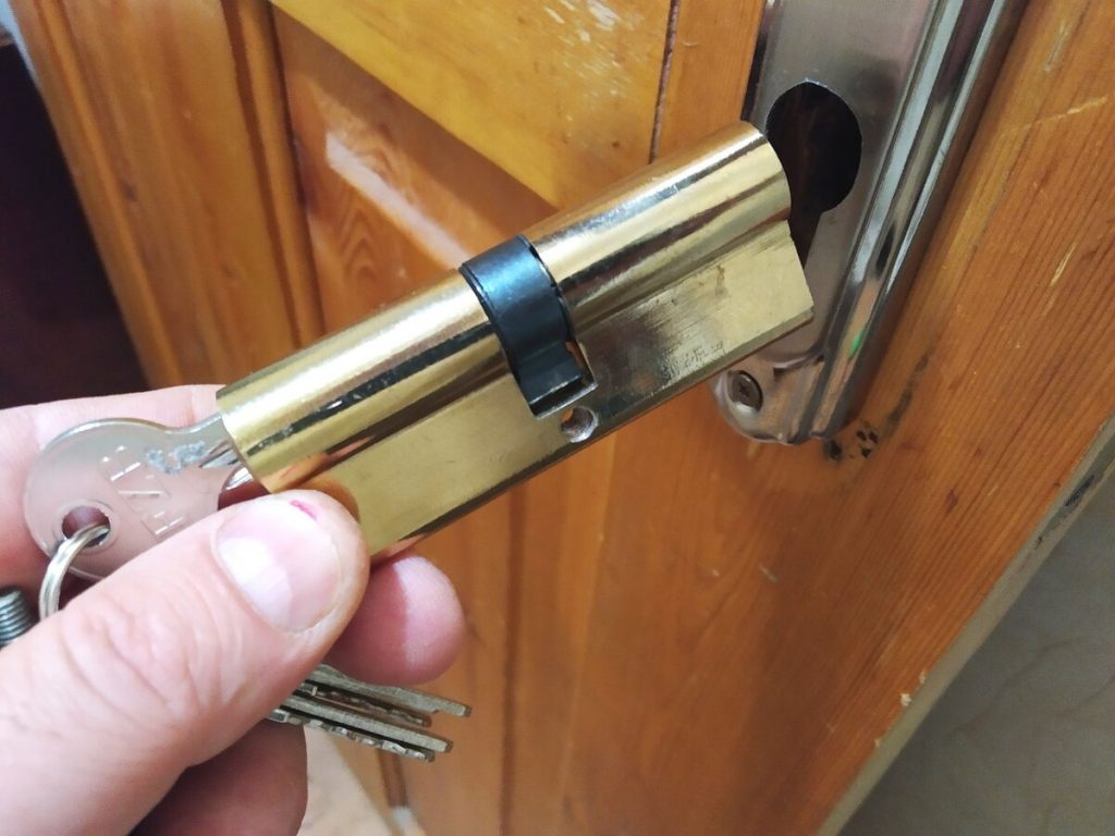 A Guide to Locksmith Services